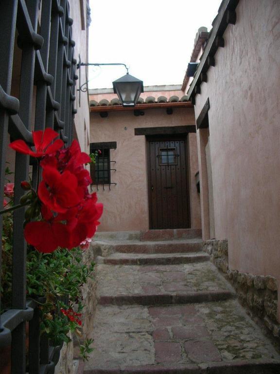 Apartamentos Cine Capicol Albarracín Eksteriør bilde