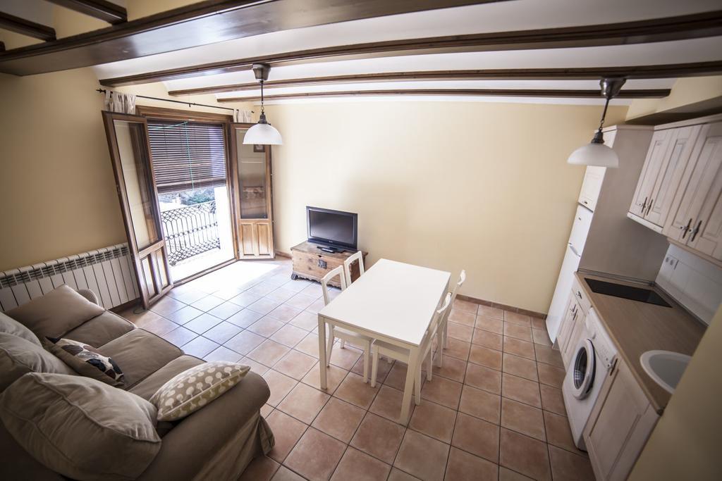 Apartamentos Cine Capicol Albarracín Eksteriør bilde