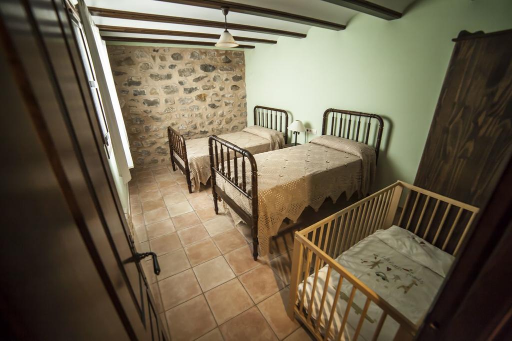 Apartamentos Cine Capicol Albarracín Eksteriør bilde
