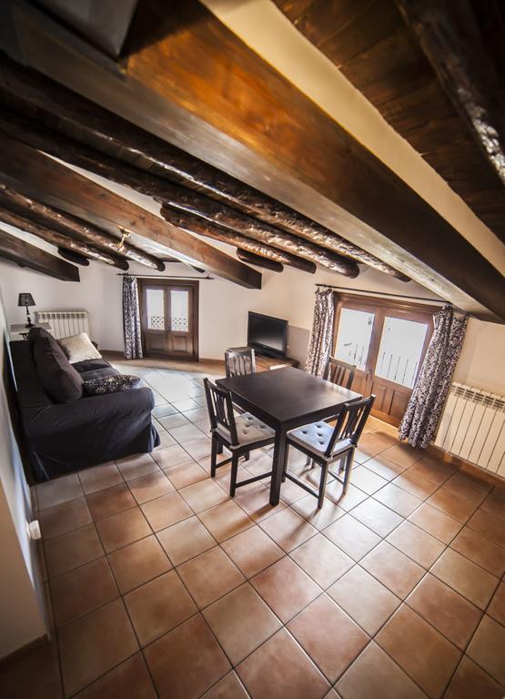 Apartamentos Cine Capicol Albarracín Eksteriør bilde